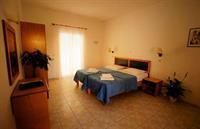 Apartament Tonis Kávos